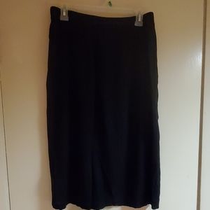 👠Black crinkle knit skirt